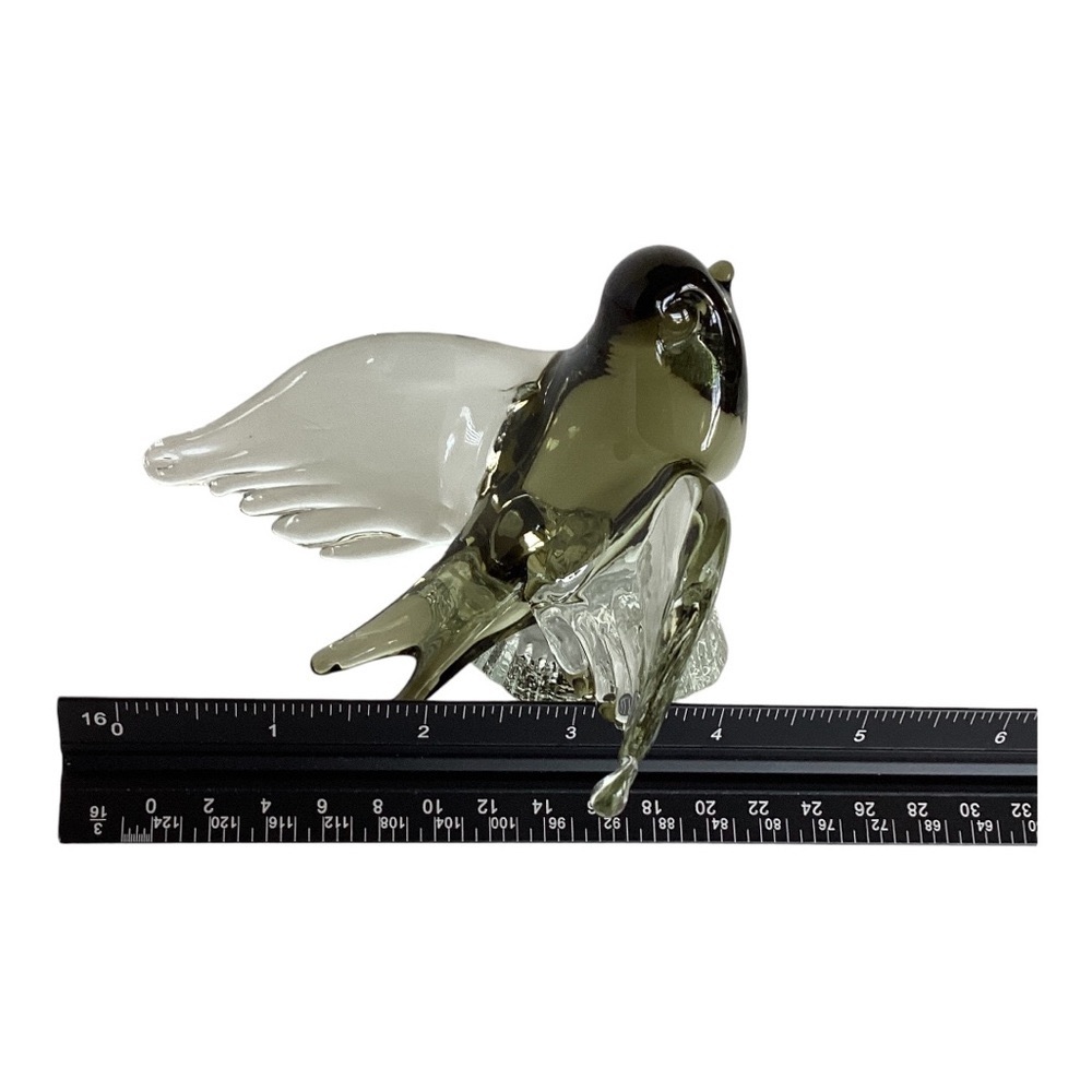 Murano Style Tree Swallow Bird Figurine Taking Flight Clear And Green Art Glass - Picture 16 of 16